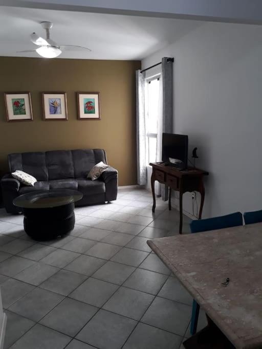 Na Avenida Atlantica Apartment *