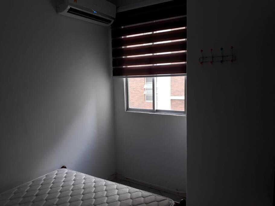 Na Avenida Atlantica Apartment *