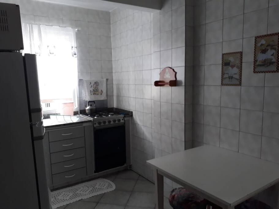 Na Avenida Atlantica Apartment *